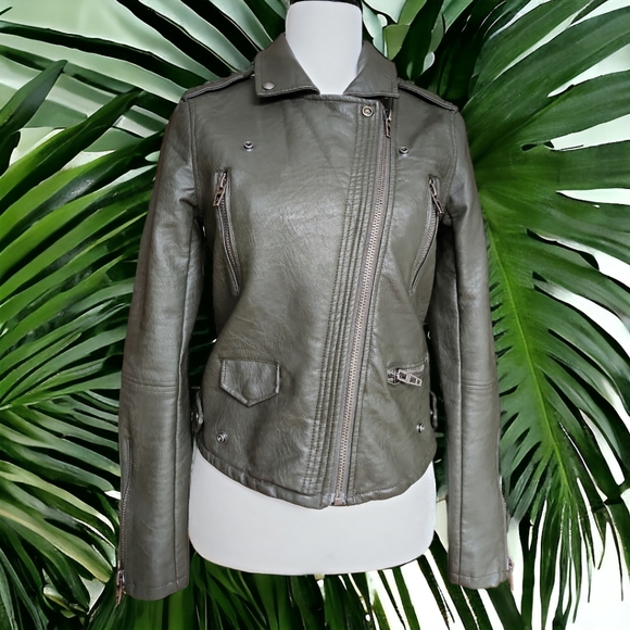 [BLANKNYC] Women's PU Leather Moto Jacket Olive Green - Picture 3 of 15